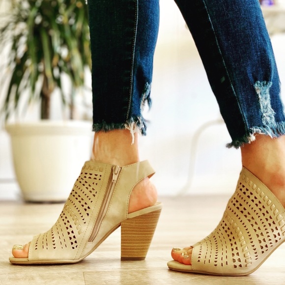NEW Delicious Taupe Cut Stacked Wood Bootie Sandal - Picture 6 of 6
